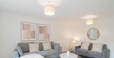 Caledonia Luxe Stays Short Lets & Serviced Accommodation