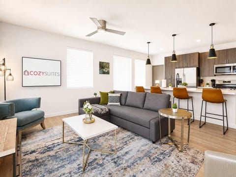 CozySuites PHX RORO Pets, Gym! 2BR
