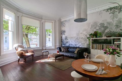 Lounge / Dining Room