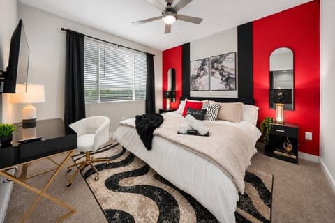 A place to rest between the moments that matter. Whether you’re returning from a day out or enjoying a quiet morning in, this bedroom offers a comfortable and stylish space to call home during your stay.