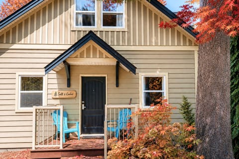 Welcome to Salt & Cedar! Your home away from home.
