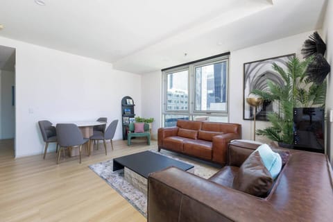 A bright, open layout connects every zone effortlessly, creating a relaxed and functional base for city life.