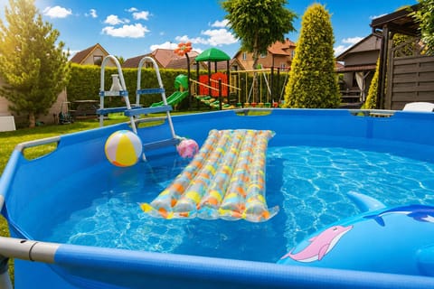 Holiday Home Swimming Pool