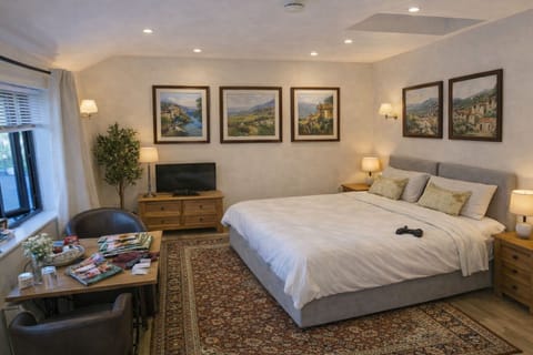 Large Double Room