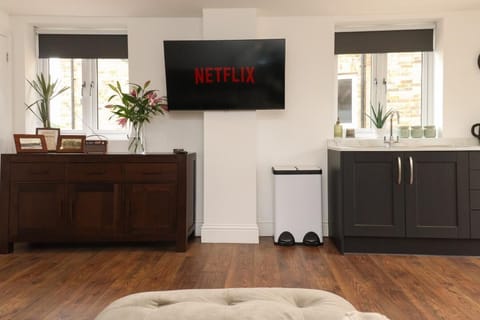 Living Room / Lounge