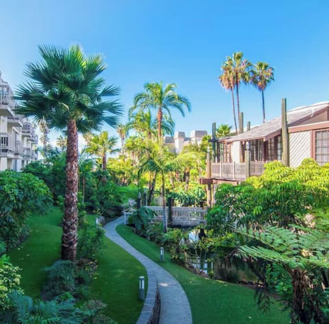 Lush garden 