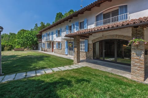 Primary / Main Exterior
