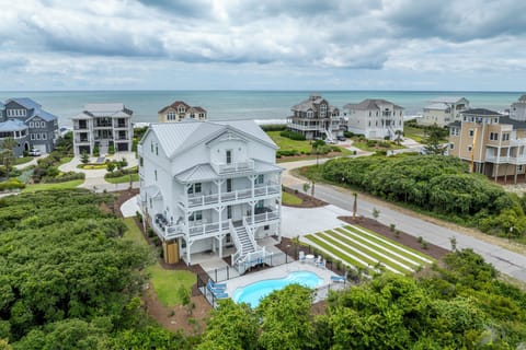 Home Pool And Ocean