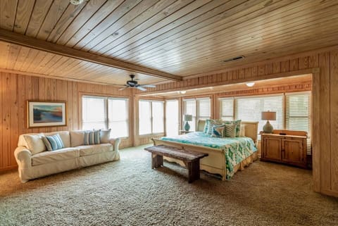 Bedroom. Interior and views may vary based on location and availability.