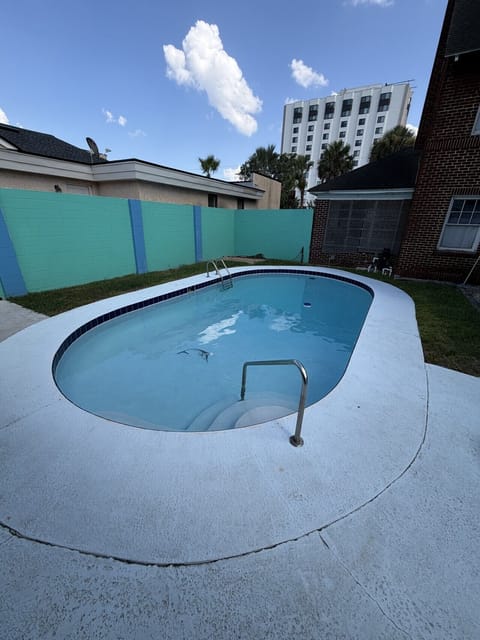 Private Pool