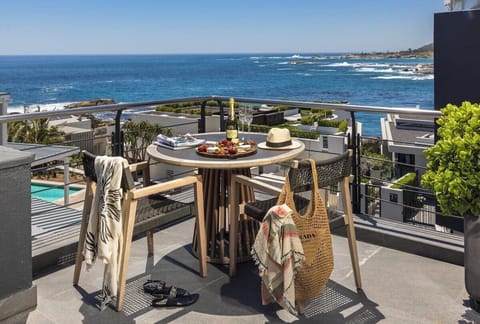 Let the ocean views set the mood for your Cape Town escape