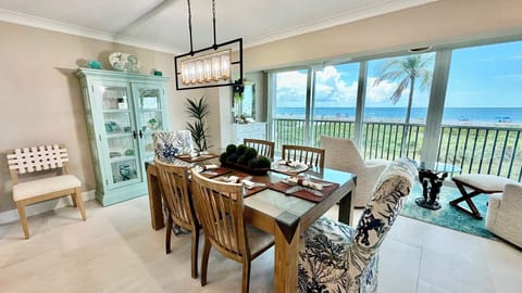 Welcome to Sanibel Surfside 117.