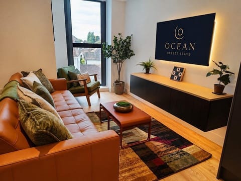 Living Room / Lounge
