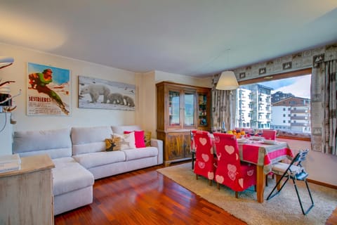 Living and dining room