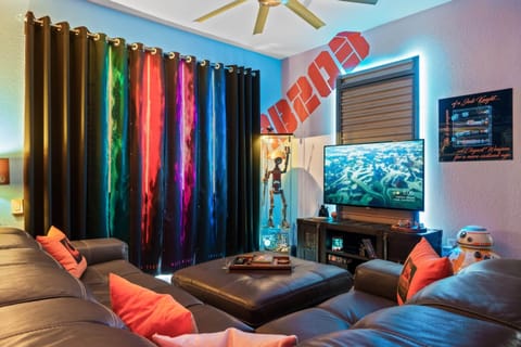 Living room 12