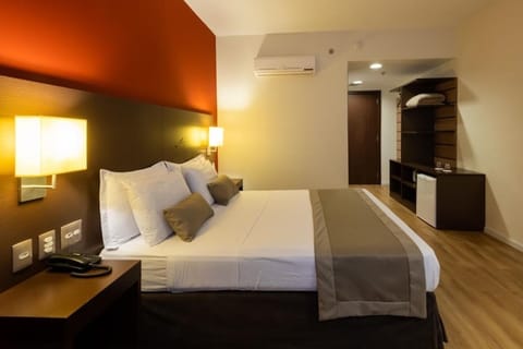 Bedroom. Interior and views may vary based on location and availability.