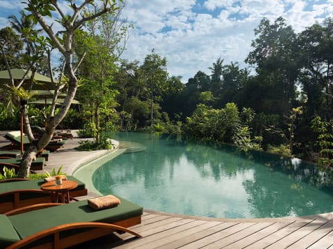 Outdoor Swimming Pool
