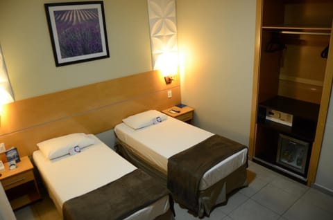 Bedroom. Interior and views may vary based on location and availability.