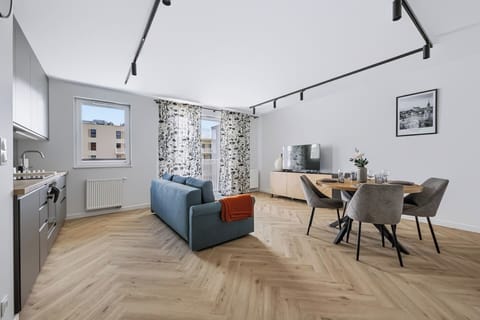 Bemowo Apartment with Parking and Balcony | Book Now with RENTUJEMY.COM