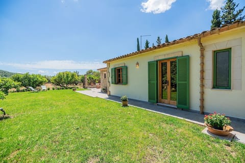 Holiday Home Exterior [summer]