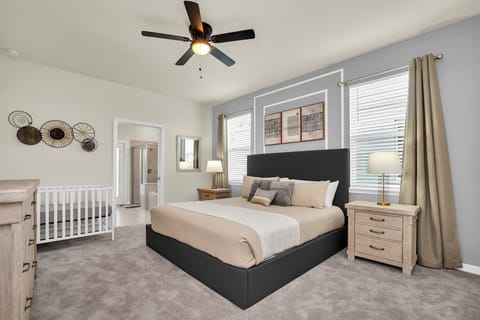 King Bed with Crib