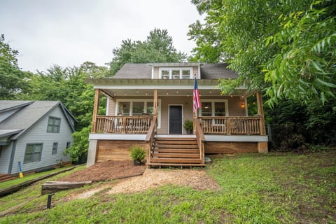 Downtown Bungalow