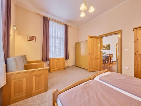 Property, Furniture, Cabinetry, Comfort, Wood, Bed, Window, Interior Design, House, Building