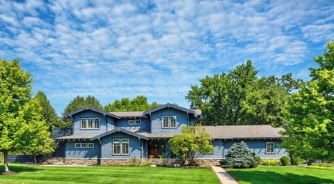 Sprawling front lawn and 5,500+ sq. ft. property with plenty of room to roam!