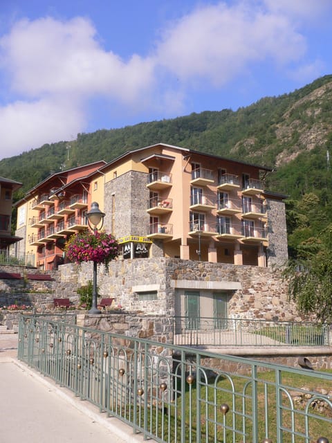 The front door of your ski week, a short walk from the village centre.