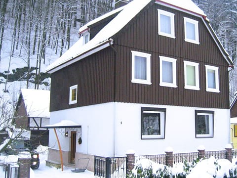 Holiday Home Exterior [winter]