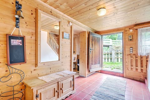 Entrance / Reception