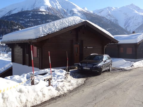Holiday Home Exterior [winter]