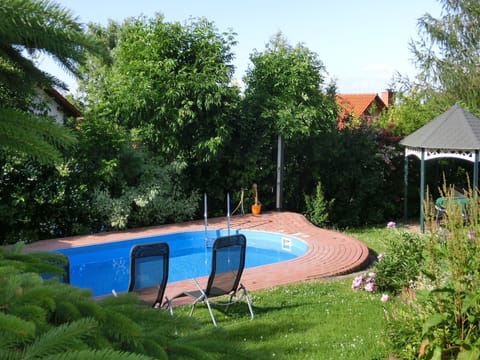 Holiday Home Swimming Pool