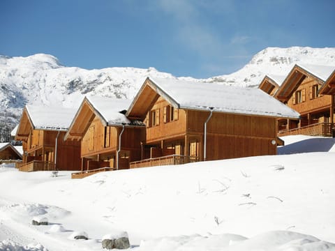 Holiday Home Exterior [winter]