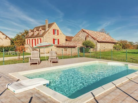 Holiday Home Swimming Pool