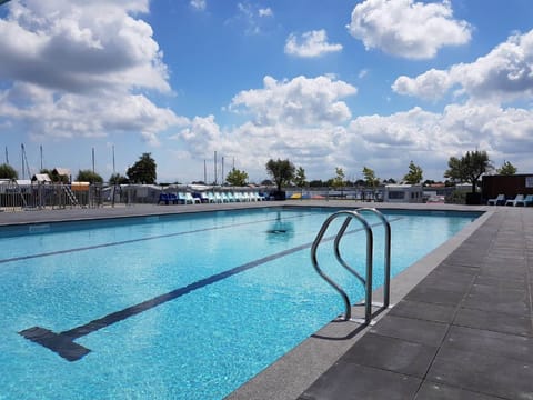 Holiday Home Swimming Pool