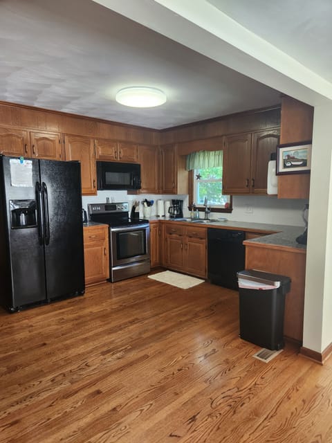 Fully stocked kitchen with Mr. Coffee & Keurig coffee makers.