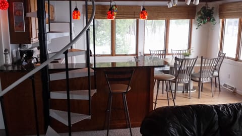 Dining table and counter eating options with a spectacular view!