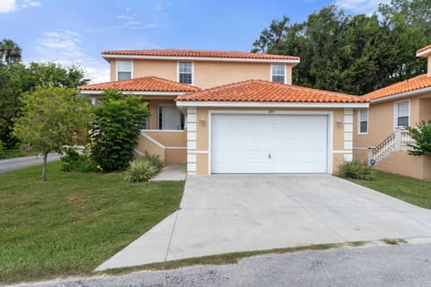 Beautiful 5 BR, 3.5 BA villa with a 2 car garage