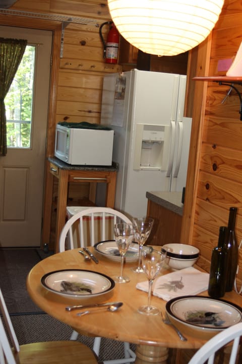 Dining Table that can be pulled away from wall to seat 4