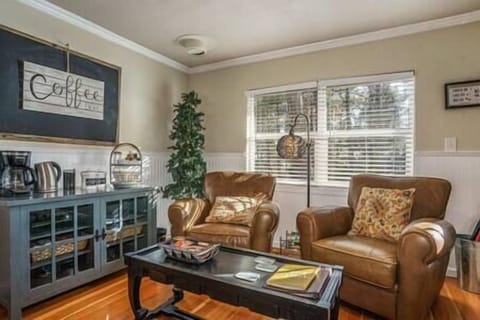 Sitting area and coffee bar