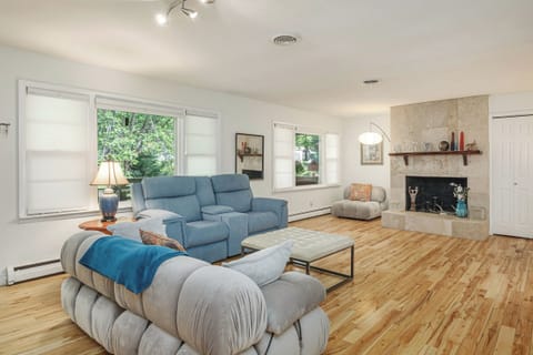 Spacious Living Area