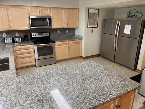 2019 Remodel - DOUBLE FRIDGES!!!... Plus there's one in the basement too!