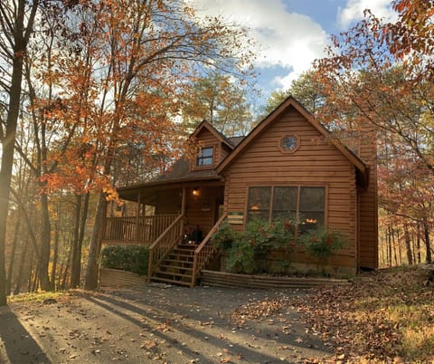 Beautiful, especially during the Fall season!! 💛🍁🧡🍂