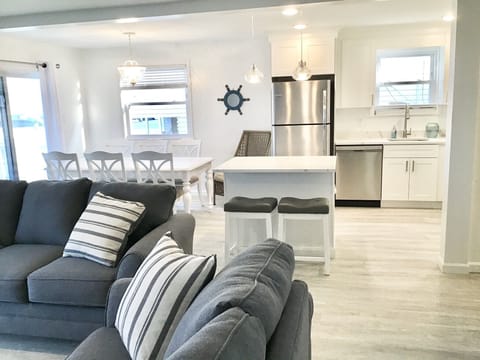 new bright clean and relaxing