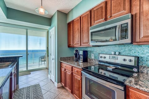 Keurig and regular coffee makers.