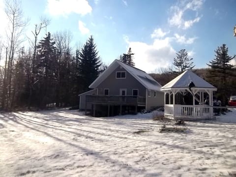Street view of the Chalet