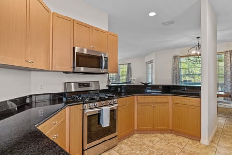 Fully equipped kitchen