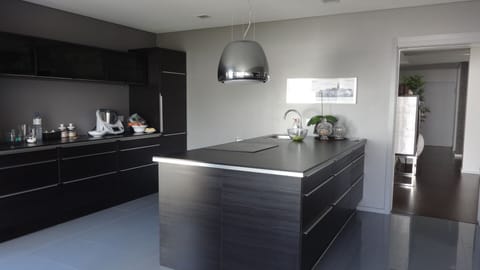 CUISINE, ALMERINDA POOL HOUSE