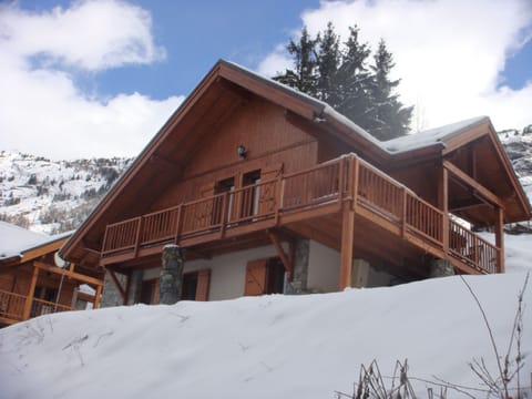 Chalet Clementine in winter